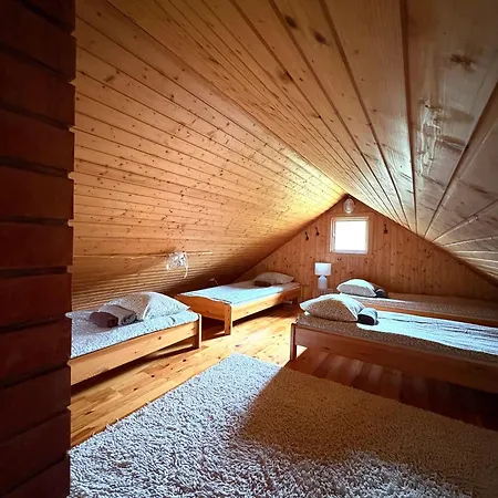 בית נופש Maenniliiva With Sauna *